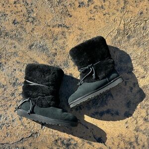 UGG Black Suede Australia Sheepskin Fur Boots